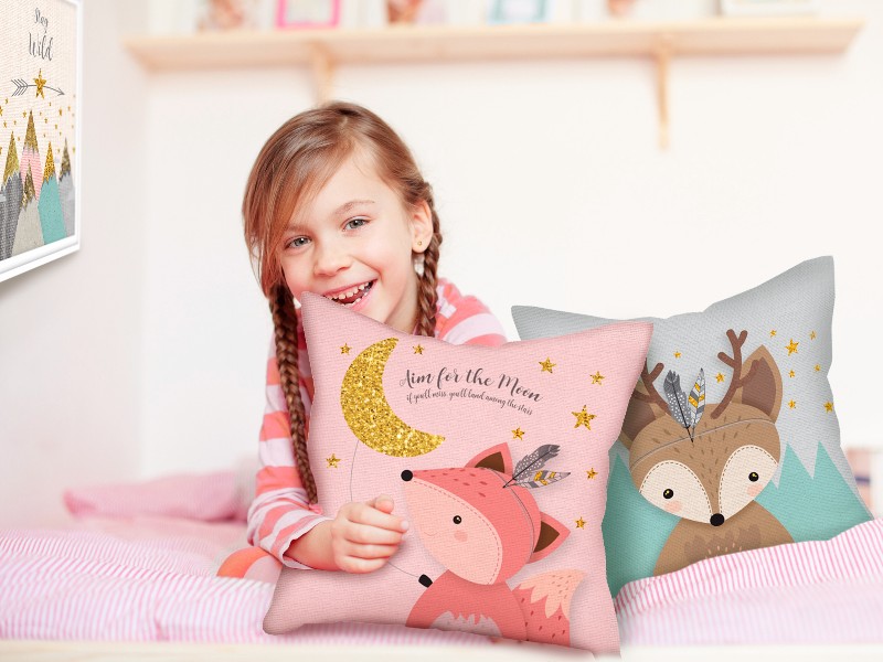 2-pillow-set-with-girl