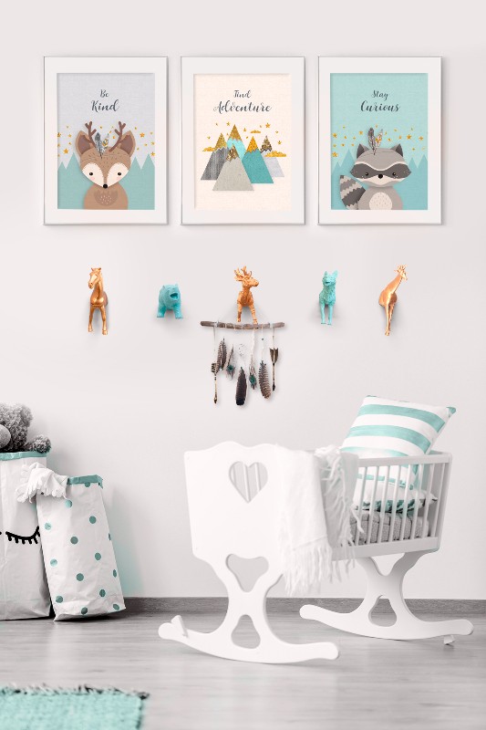 3-set_Frames-on-a-Wall_30_40_5_hooks
